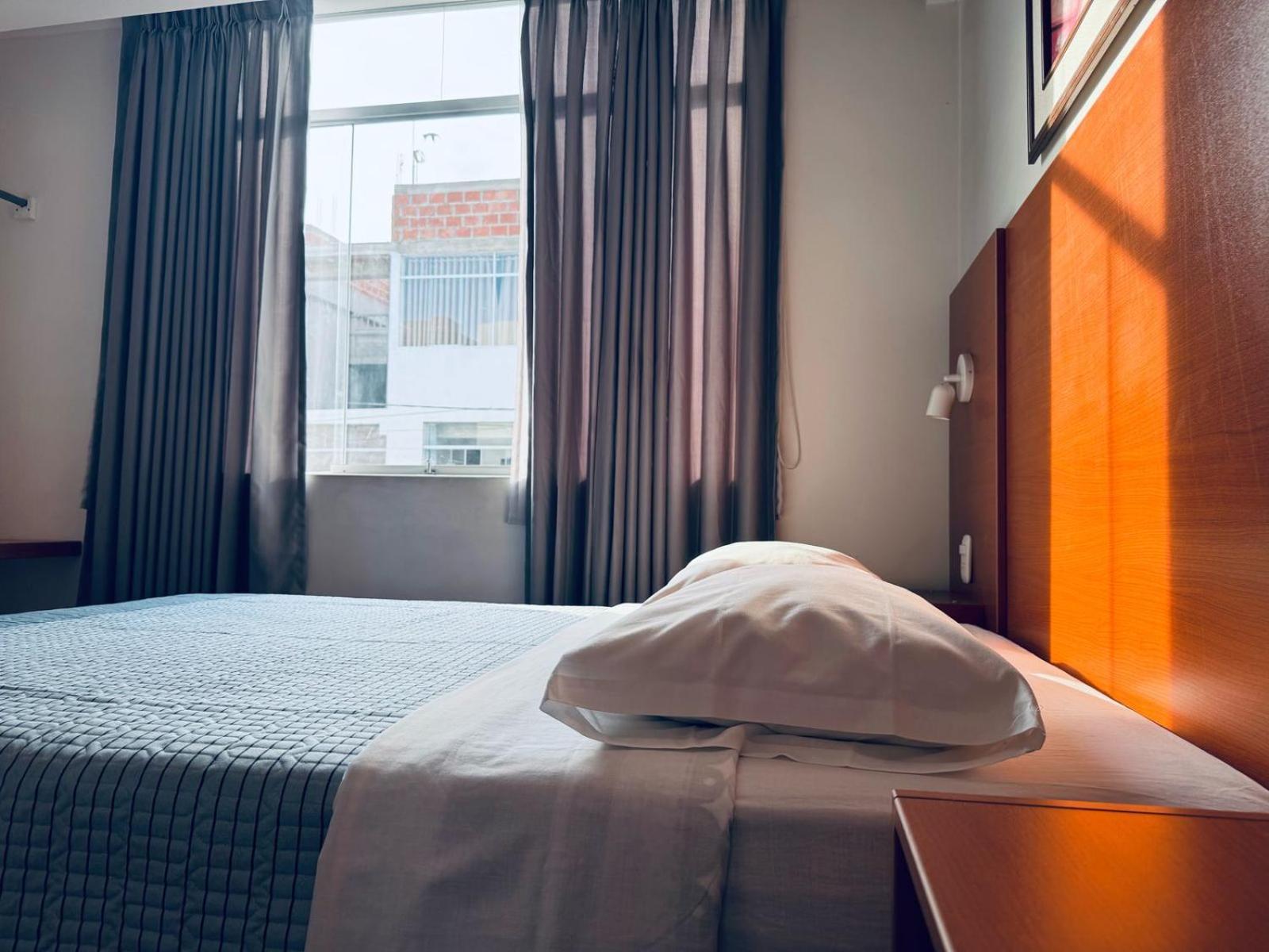 Hostal Silpay Tacna Bagian luar foto