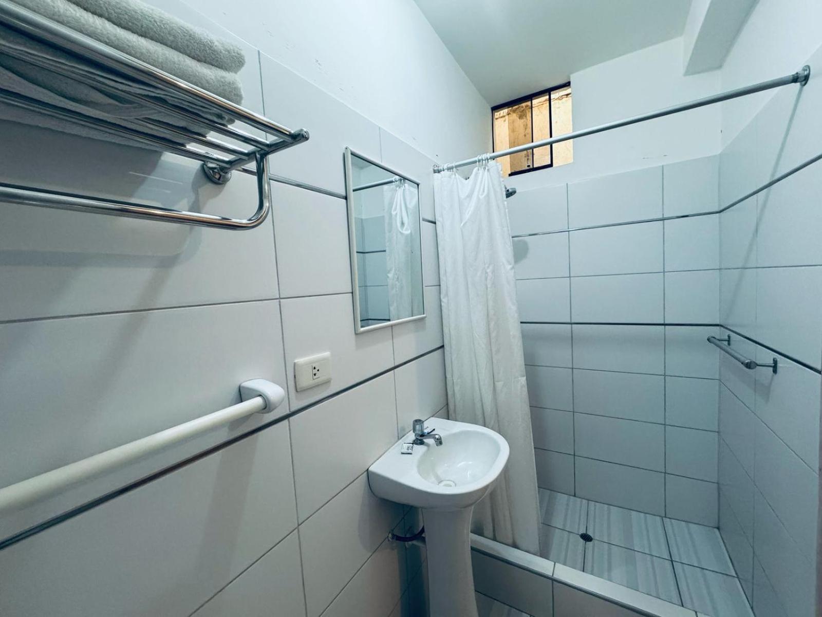Hostal Silpay Tacna Bagian luar foto